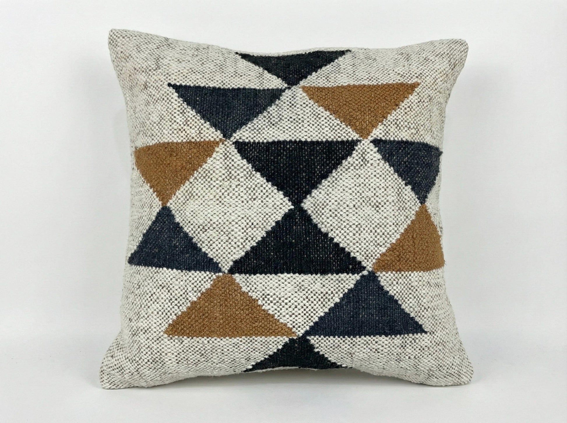 Jute cushion cover